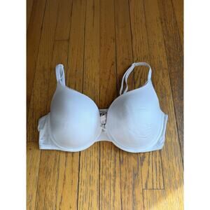 Victoria's Secret Bra Womens 38D White Body By Victoria T-Shirt Underwire Padded